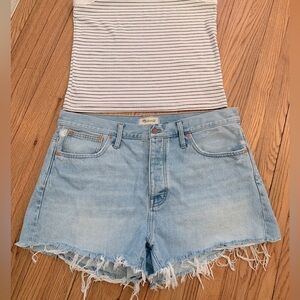 Madewell relaxed denim shorts in cedarcroft wash